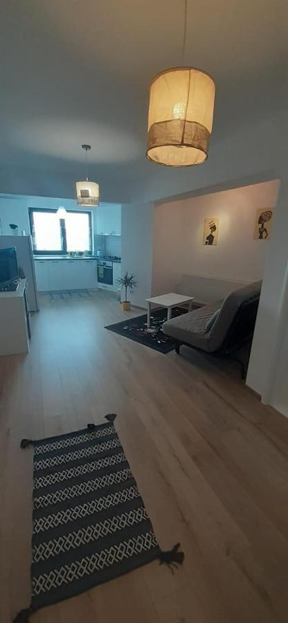 Apartament Central. Bloc Nou. Apartment Bacău Екстериор снимка